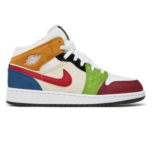 Air Jordan 1 Mid SE GS 'Messy Room' size 6 grade school
